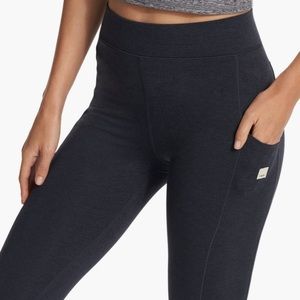 Vuori Granite Pocket Legging